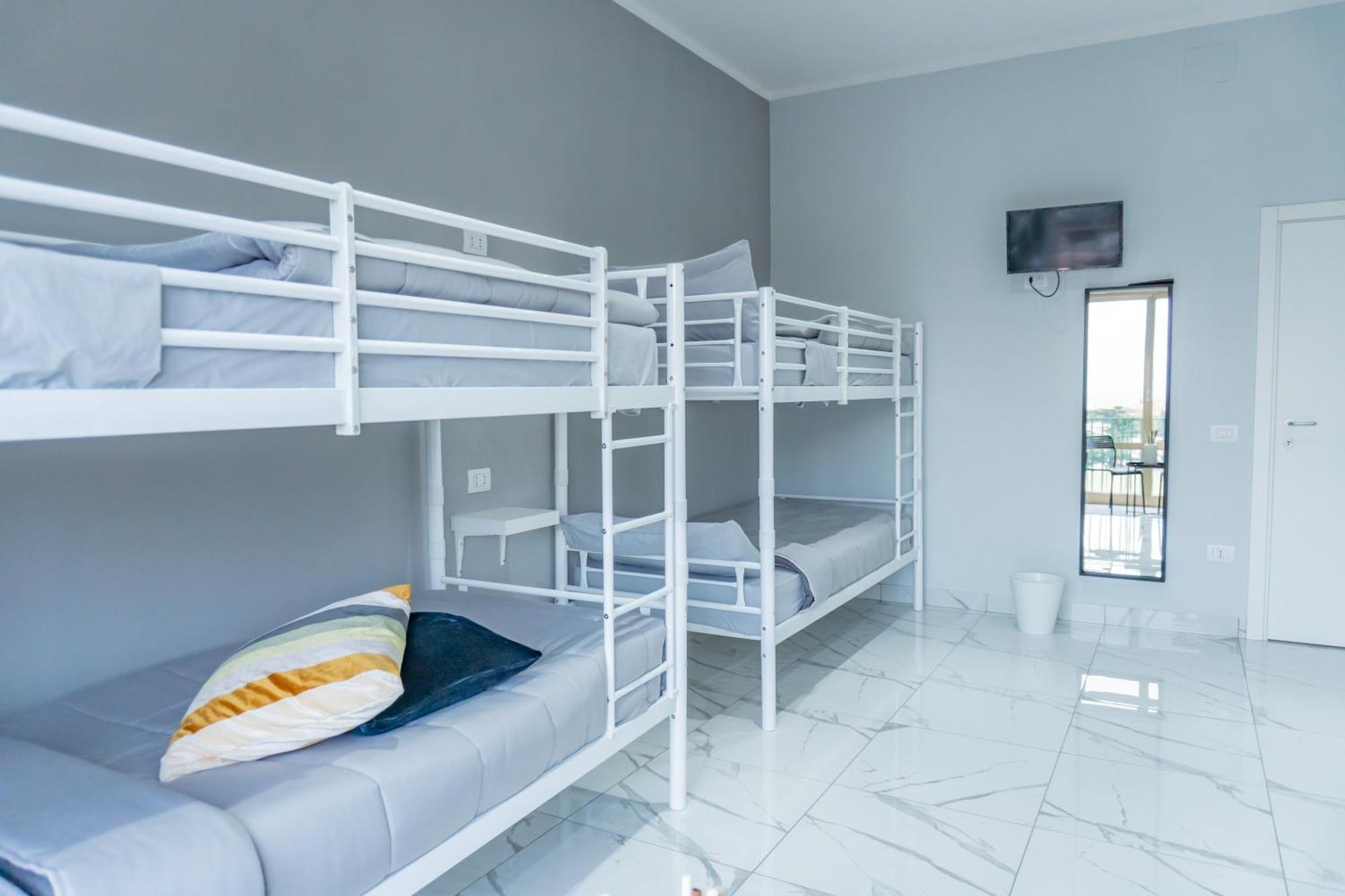 Hostel Partenope Nápoly Kültér fotó
