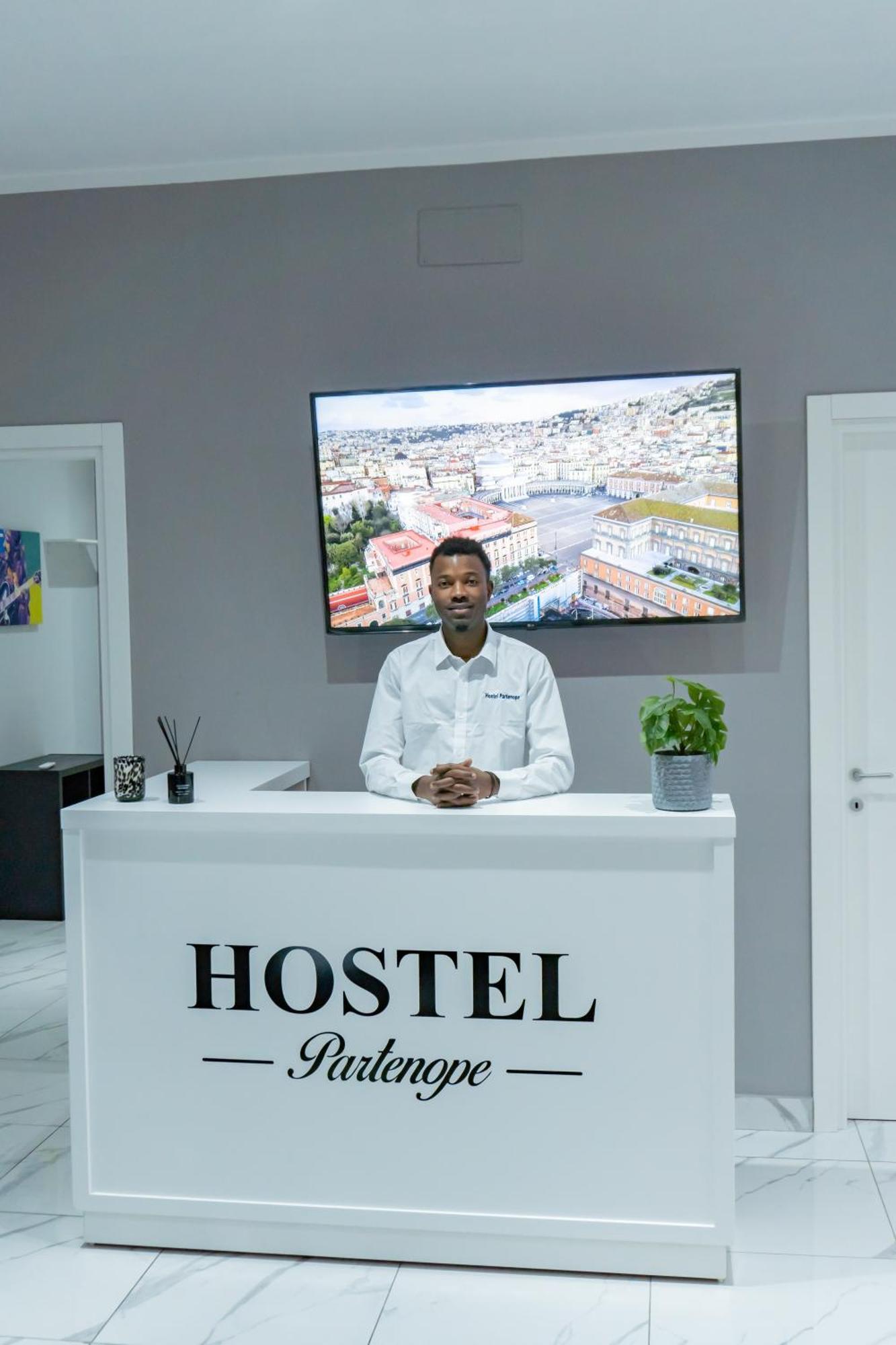 Hostel Partenope Nápoly Kültér fotó